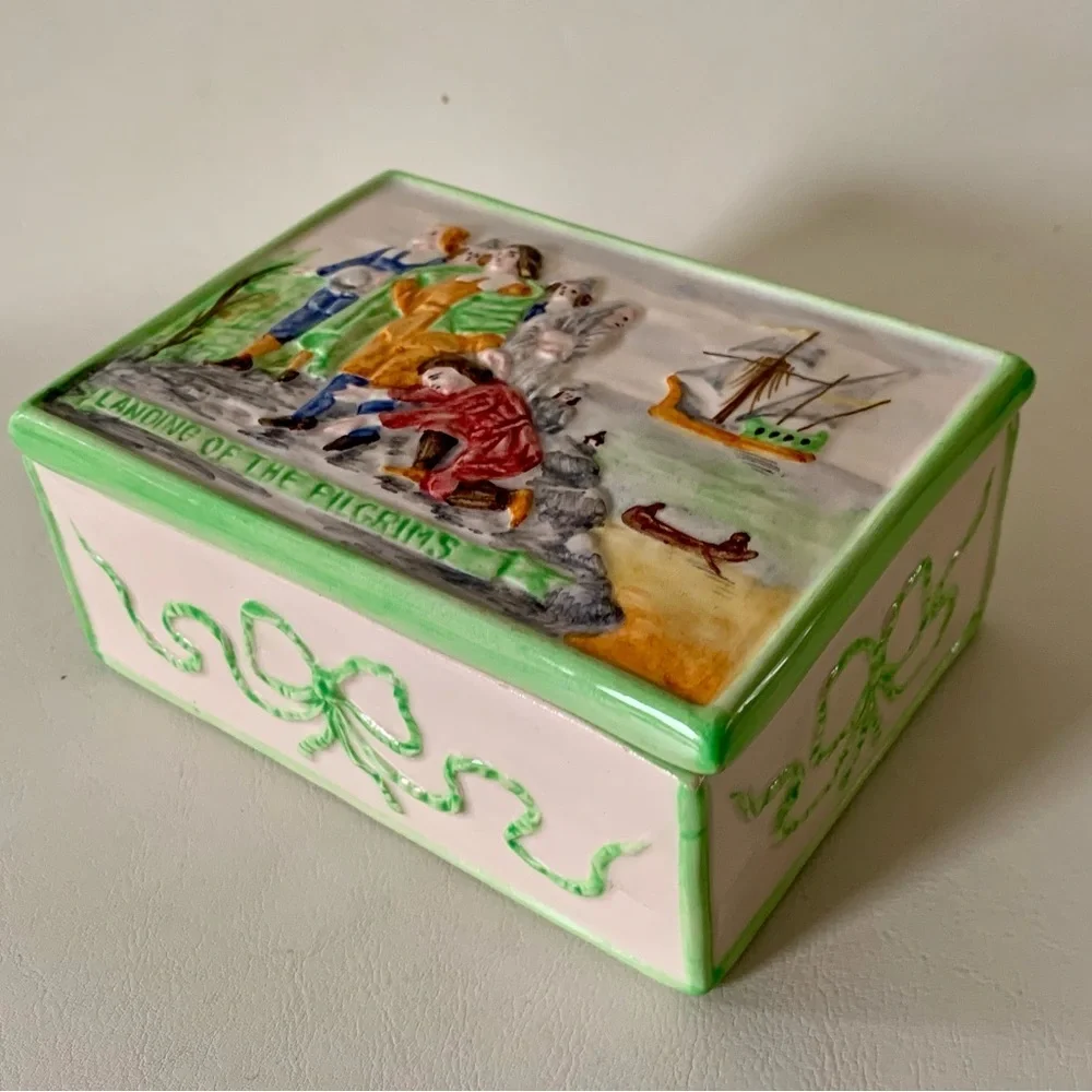 Vintage Landing Of The Piligrims Ceramic Trinket Box Italy 2.5/4/5”